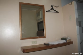 Park Bed And Breakfast Hotel Pasay,Near Ayala Center,3 star