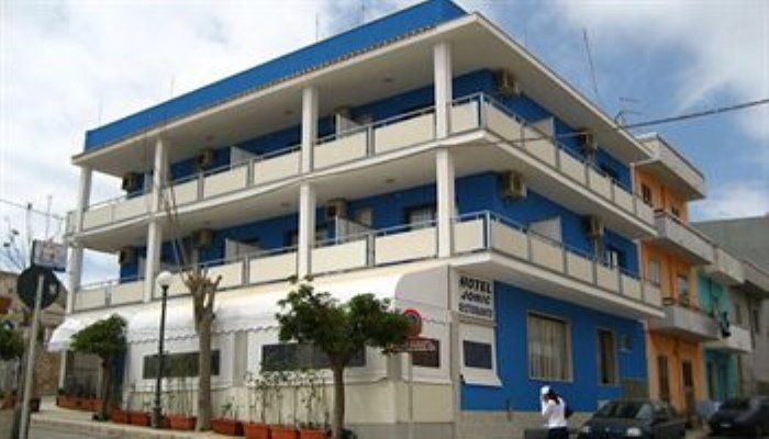 hotel jonic