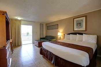 Desert Hot Springs Spa Hotel,North Palm Springs>>Desert Hot Springs,2 star