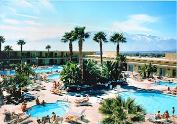 desert hot springs spa hotel