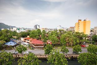 recenta style phuket town