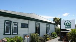 pinedale lodge and apartment