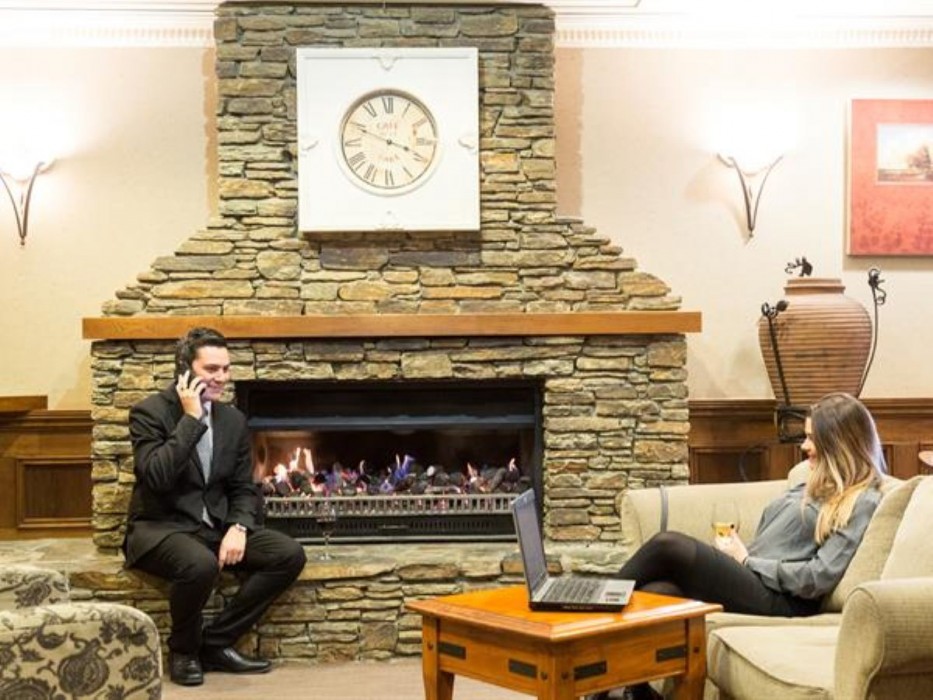 distinction coachman hotel palmerston north