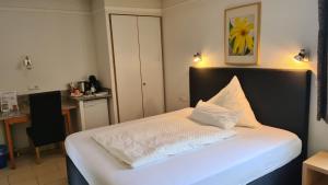 Business Pension Gasper,Frankfurt Airport>>Frankfurt,3 star