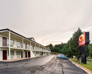 econo lodge lynchburg south