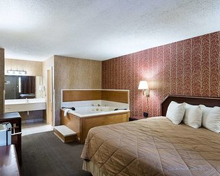 Econo Lodge Lynchburg South,Madison Heights>>Lynchburg,2 star