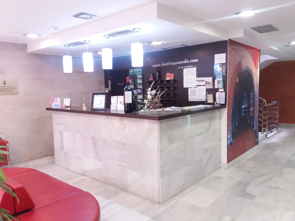 hotel rey sancho