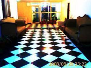 red tower furnished apartments