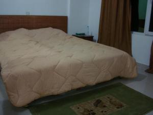 red tower furnished apartments