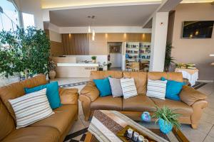 helios apartments