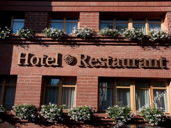 hotel restaurant gonduzo