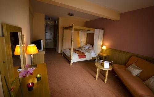 hotel restaurant gonduzo