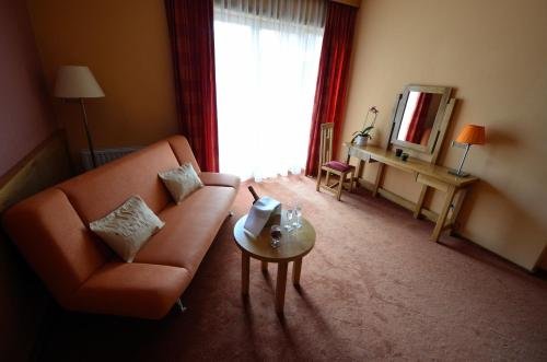 hotel restaurant gonduzo