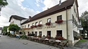 Zur Post Gasthof,Oberpfaffenhofen>>Aidenried,3 star