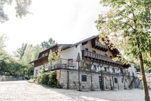 Gasthaus Am Odenturm,Near Marktplatzbrunnen,3 star