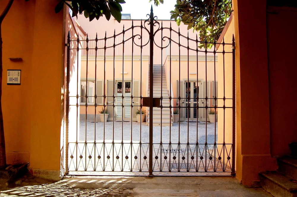 residenza il nespolo estella hotels italia