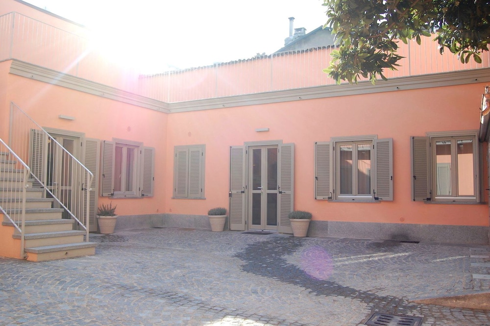 residenza il nespolo estella hotels italia