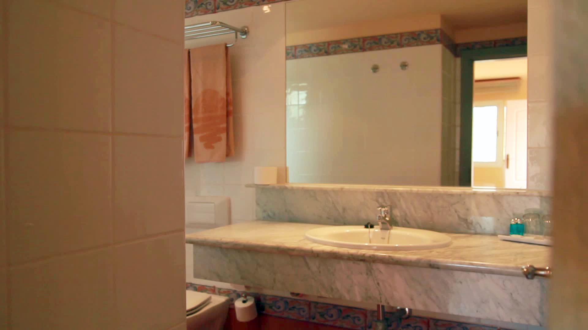 hotel royal suite