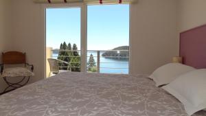 nbh lacus boutique hotel