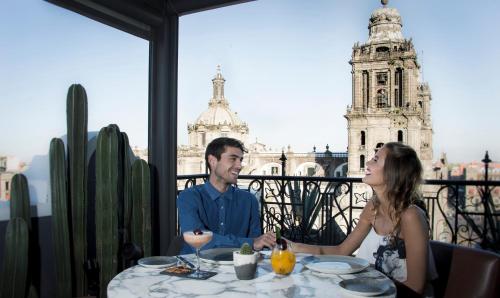 Zocalo Central & Rooftop Mexico City,Mexico City>>Cuauhtemoc,4 star
