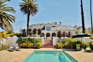 the wild mushroom luxury country house