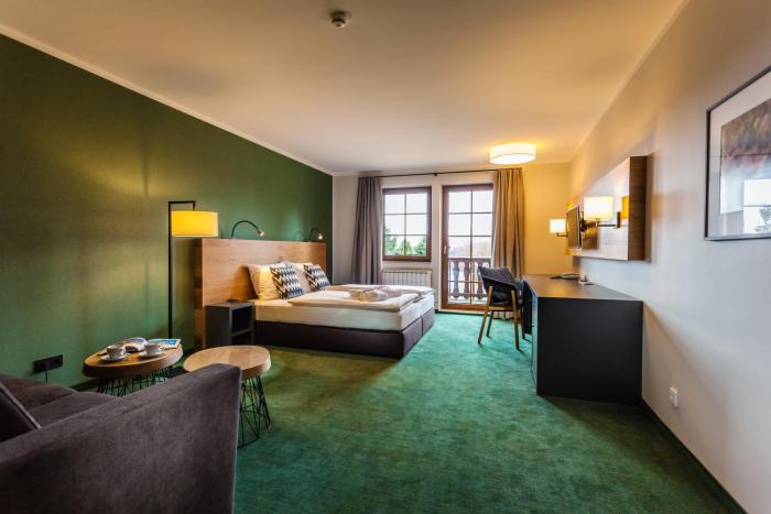 waldhotel kreuztanne