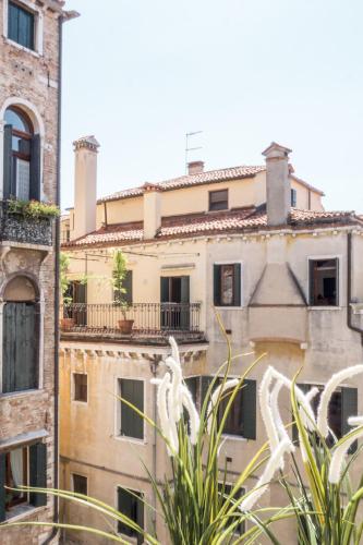 san polo design apartments