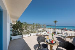 hotel riviera