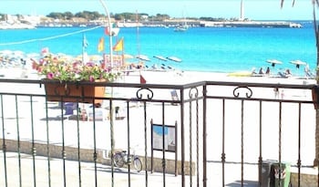 hotel riviera