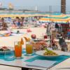 hotel riviera