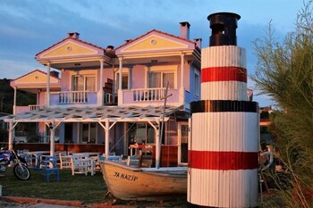 cundavilla hotel and suites