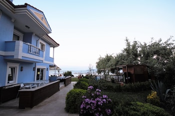 cundavilla hotel and suites