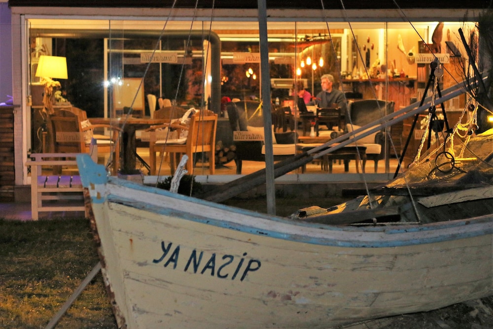 cundavilla hotel and suites