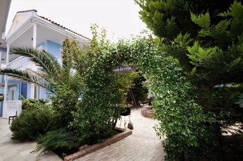 cundavilla hotel and suites