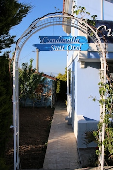 cundavilla hotel and suites