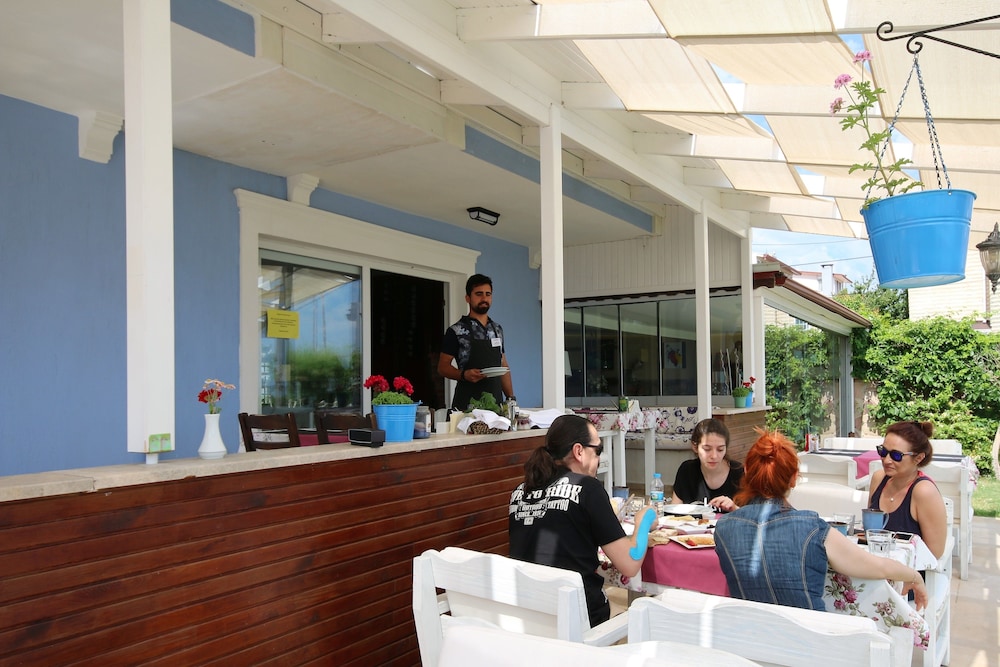 cundavilla hotel and suites