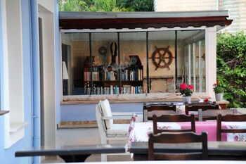 cundavilla hotel and suites