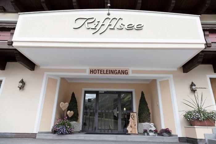 hotel rifflsee