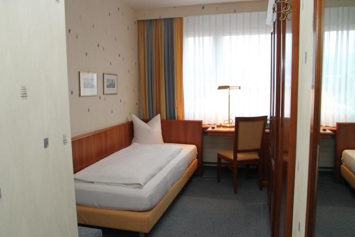 hotel restaurant sonne