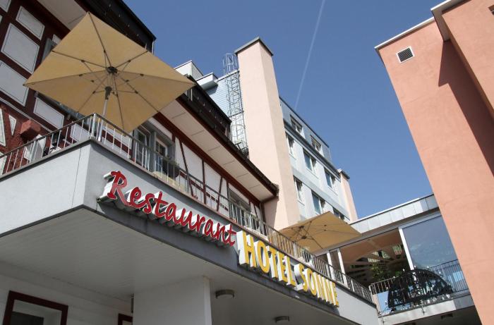 hotel restaurant sonne