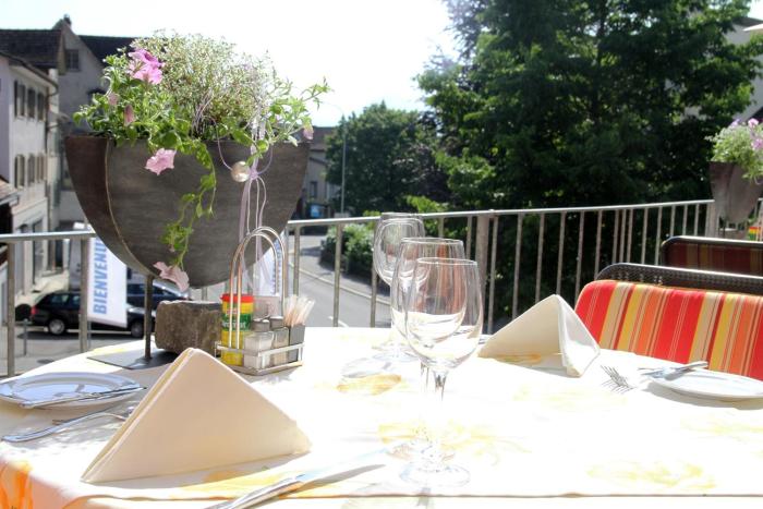 hotel restaurant sonne