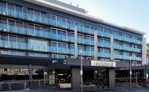 Adelaide Rockford,South Australia>>Adelaide,4 star