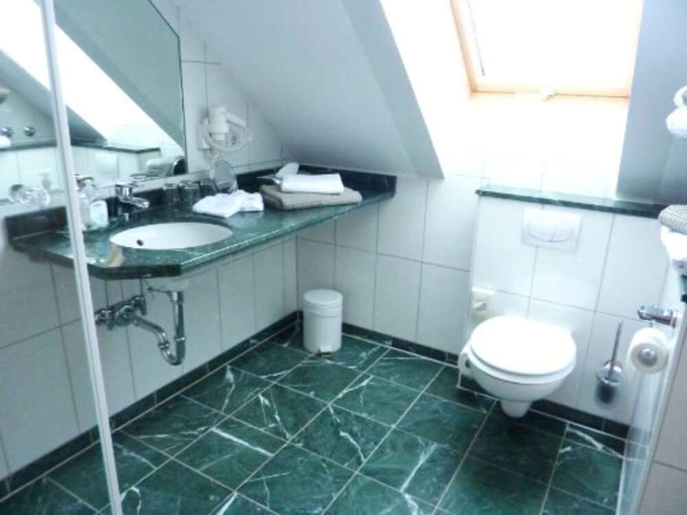 stuub jostal