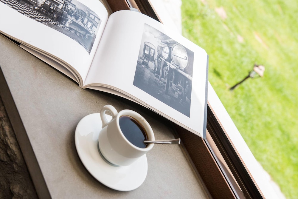 tsikeli boutique hotel meteora adults friendly