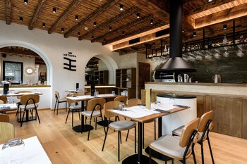 tsikeli boutique hotel meteora adults friendly