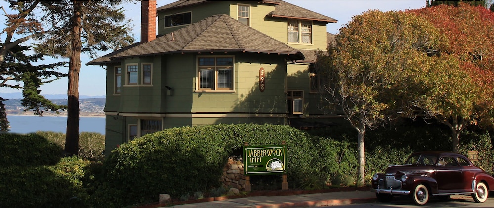 jabberwock inn