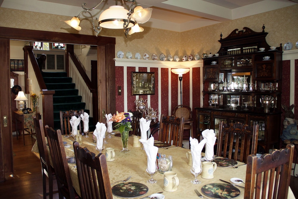 jabberwock inn