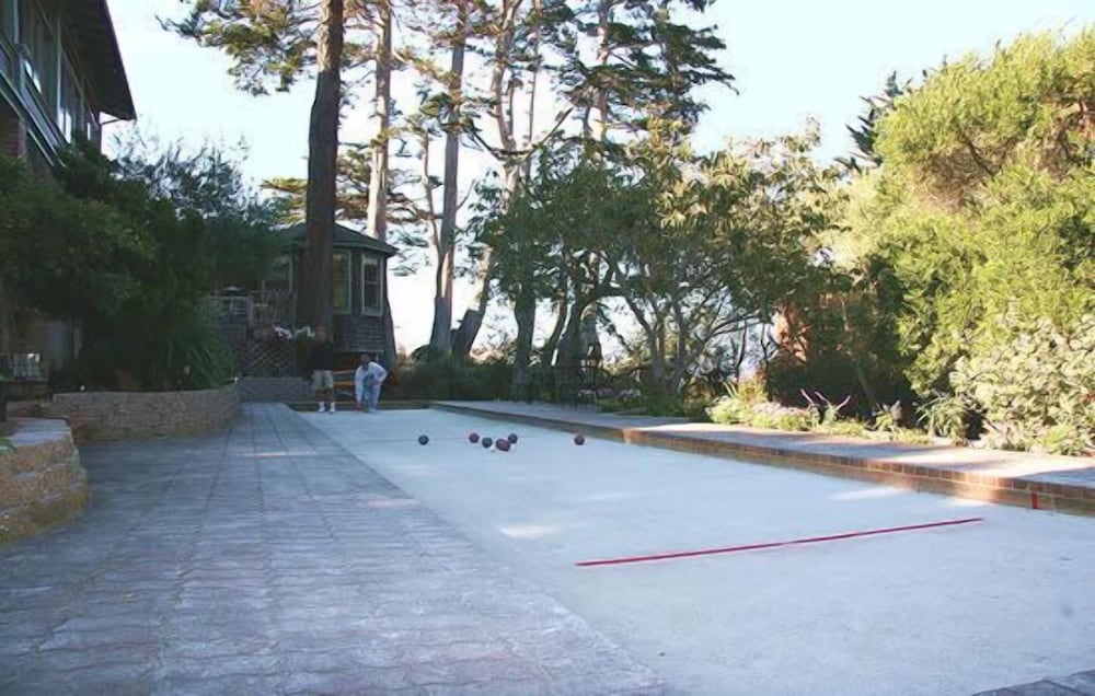 jabberwock inn