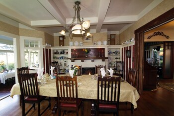 jabberwock inn