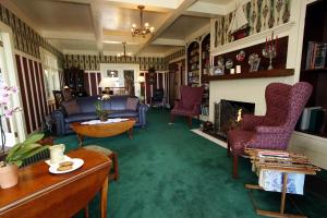 jabberwock inn